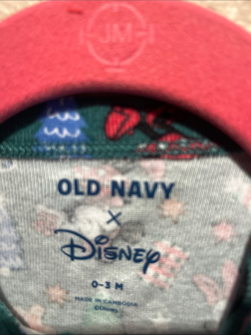 New Old Navy x Disney Baby Footed bodysuit Size 0-3 Months Christmas NWT - Picture 4 of 10